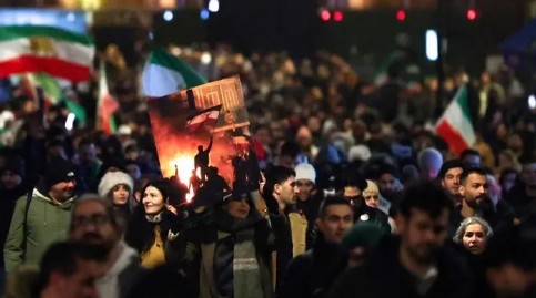 Avrupalı yetkililerden çarpıcı iddia! 'ABD, İran'a 24 saat içerisinde askeri müdahale başlatabilir'